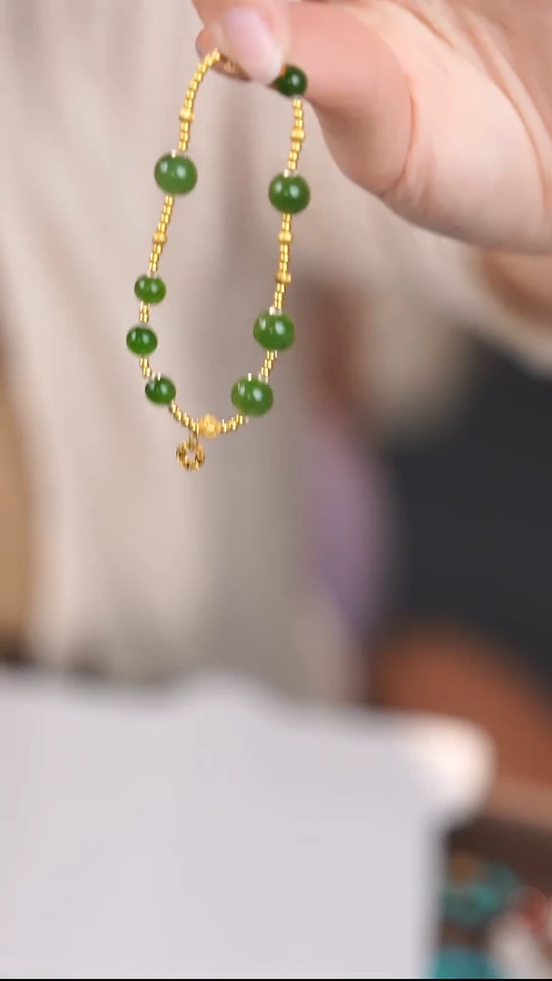 18K金镶嵌手链和田玉@