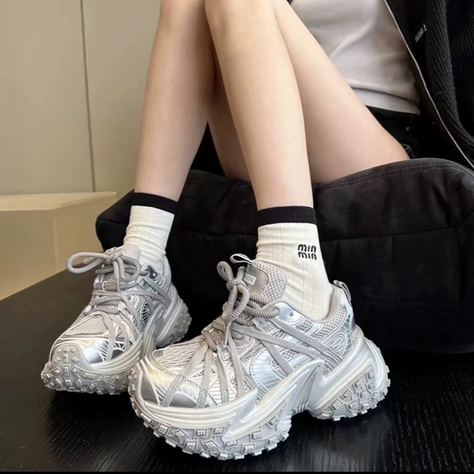 厚底老爹鞋2025秋季新款透气增高系带秋季时尚休闲舒适轻奢鞋运动