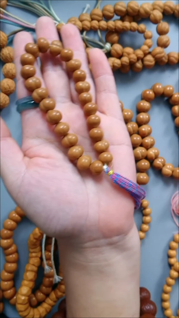 手串猴头核桃不****?猴头12屁桃手持