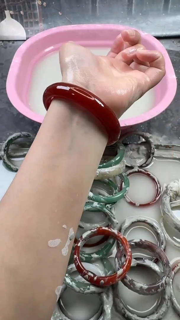 【闪购商品】玛瑙/玉髓手镯未镶嵌46 63