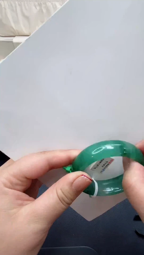 【闪购商品】石英质玉手镯未镶嵌非洲翠22