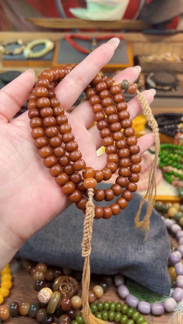 【闪购商品】菩提根/象牙果手串开片老料108颗