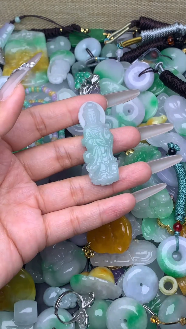 翡翠未镶嵌颈饰天然缅甸翡翠吊坠