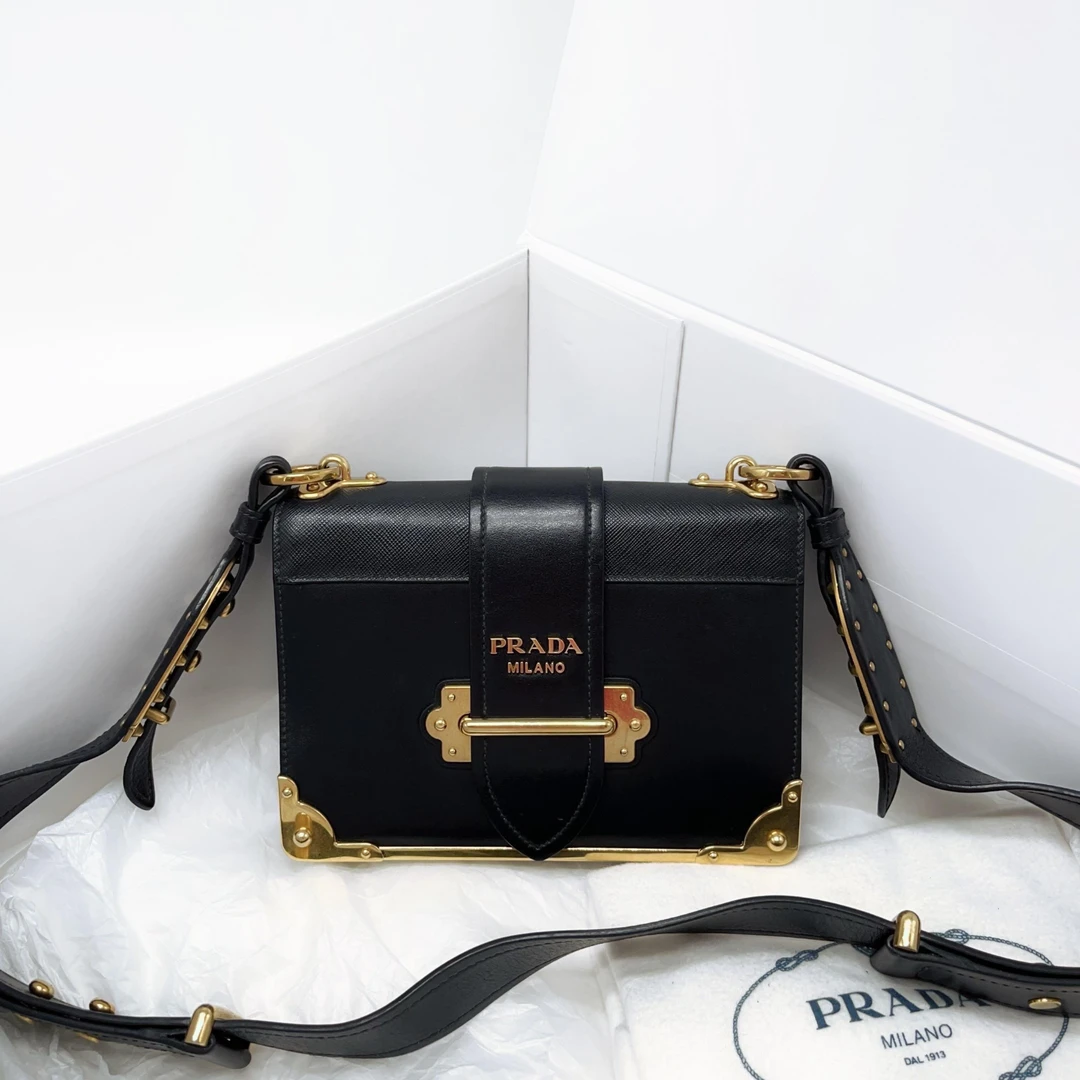 99新 Prada/普拉达 vv/C21/19958/单肩包