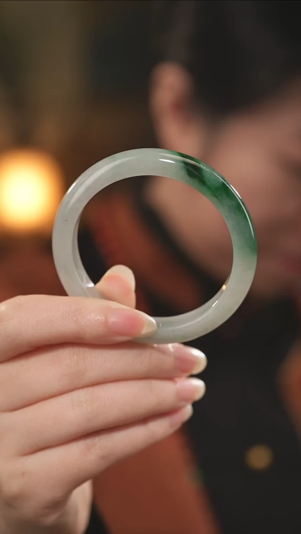 未镶嵌手镯翡翠圈口55.6 翡翠手镯