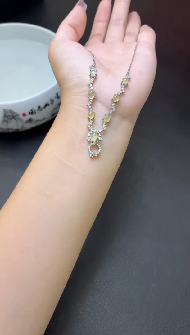 项链银S925镶嵌翡翠吊坠