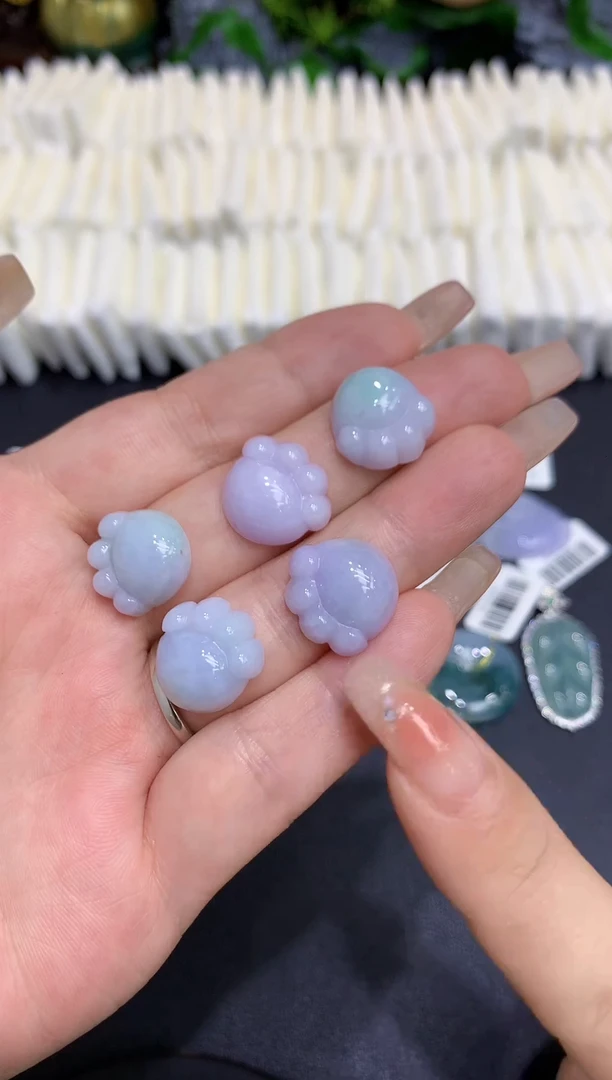 翡翠未镶嵌吊坠(不含链)111111多样性发一件