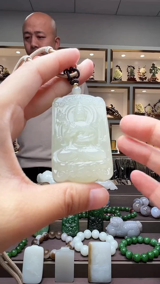 【闪购商品】和田玉颈饰未镶嵌苏