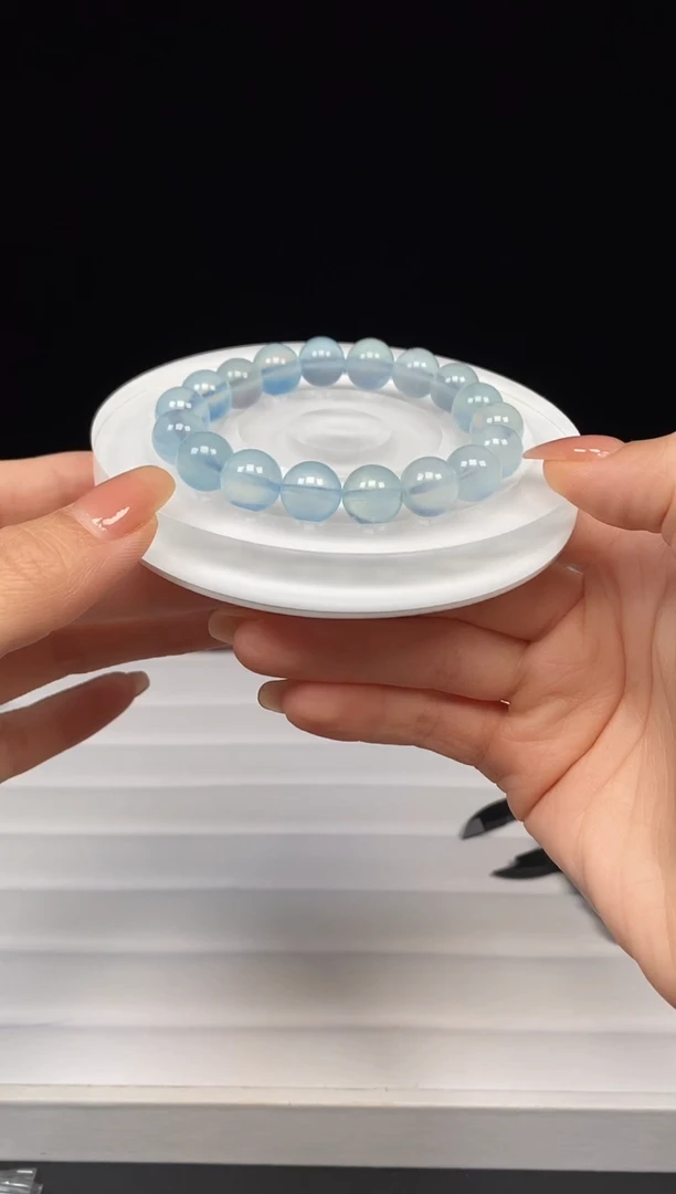 合成（培育）海蓝宝石未镶嵌多样性发其一；编号013