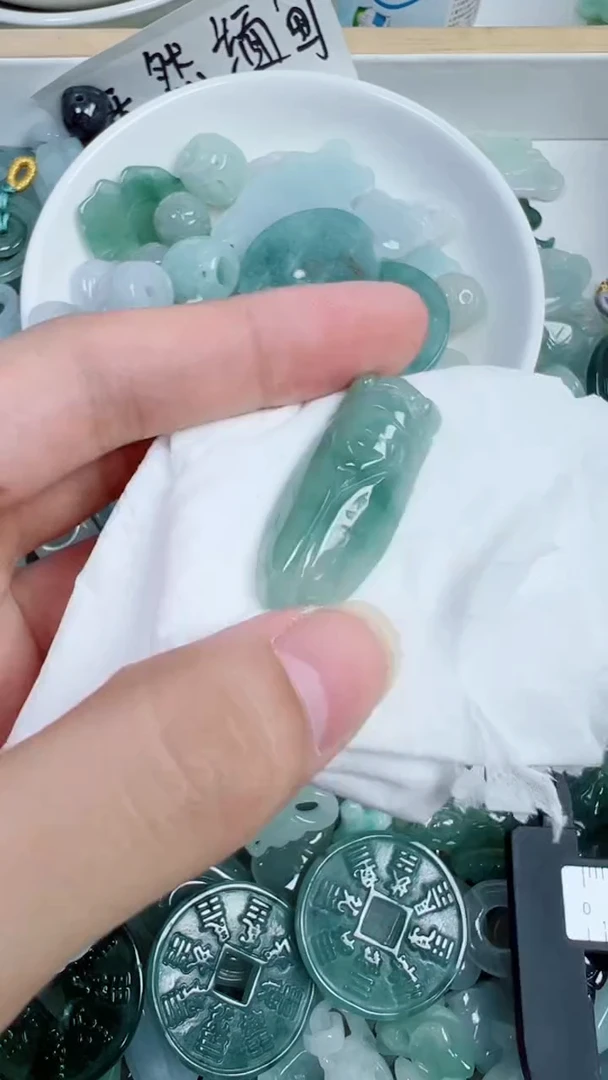 散珠翡翠709号链接，A货翡翠