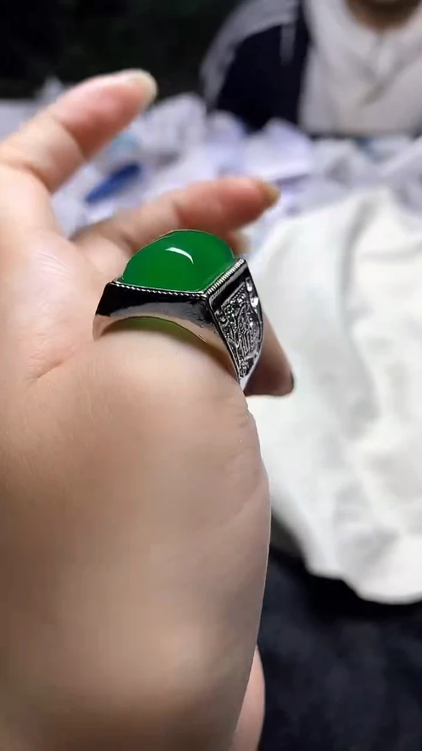 满色吊坠 所见即所得！