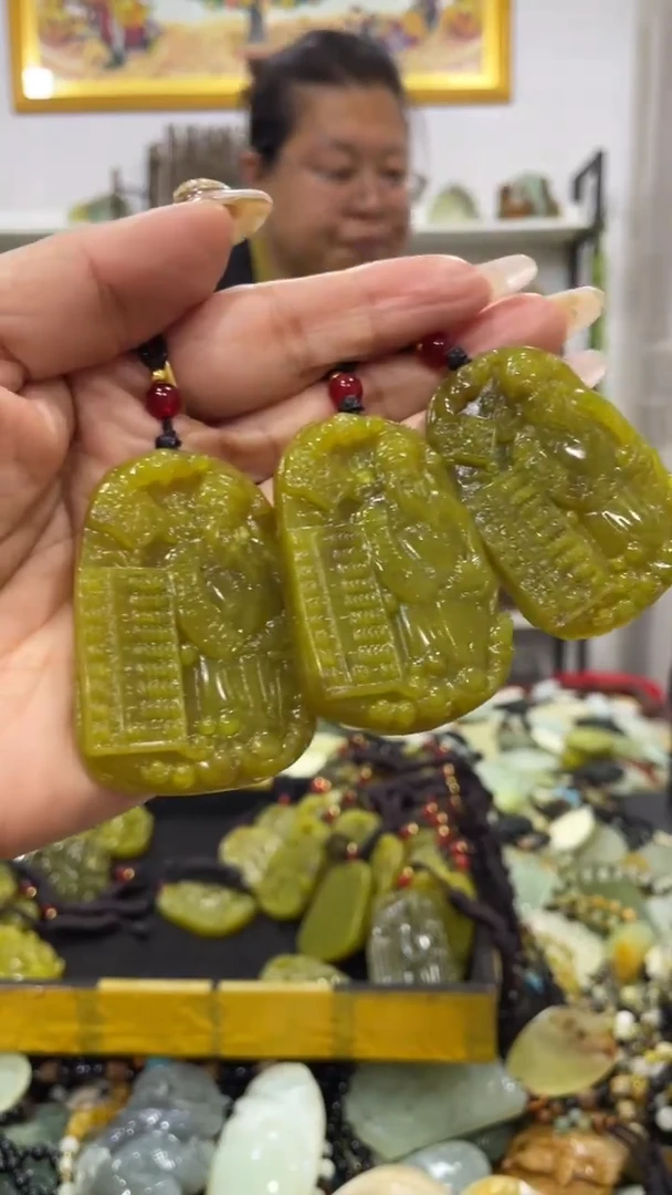 蛇纹石玉未镶嵌吊坠多样性发货其中发一件