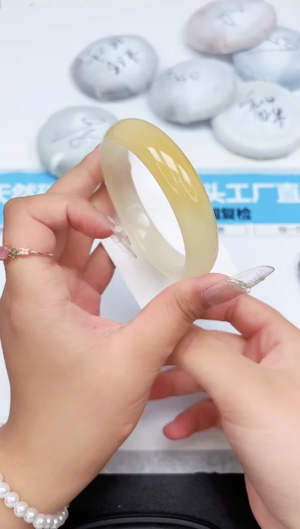 石英质玉手镯未镶嵌344-60.2