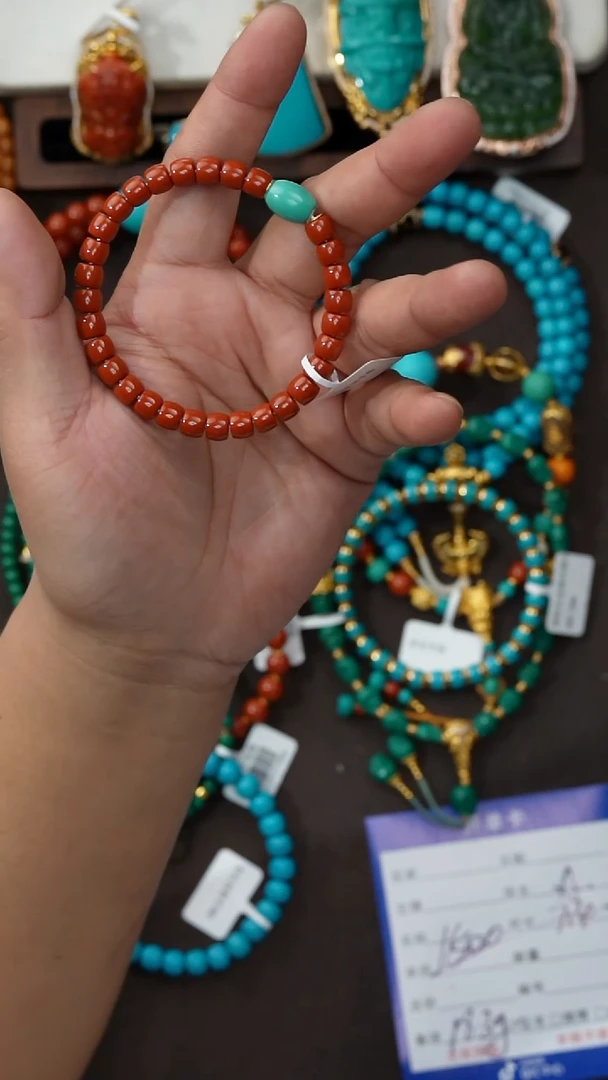 未镶嵌手串南红玛瑙维**?南红手串