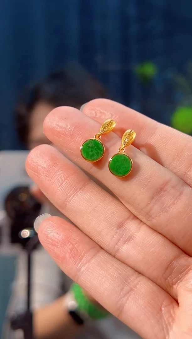 颈饰未镶嵌翡翠缅料A货/多样性发货/一件