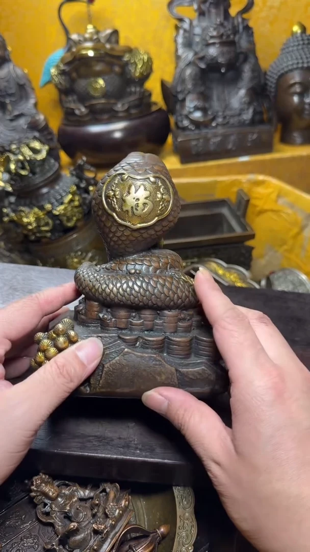 铜器摆件收收藏藏