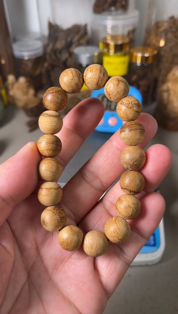 【闪购商品】沉香手串加里曼丹沉香8（克）
