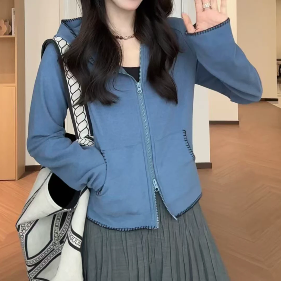 JIUJIU【秋镜】时尚百搭休闲短款蓝色连帽德绒秋季设计感卫衣女