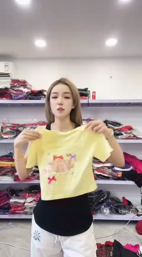 闪购福利精品服装