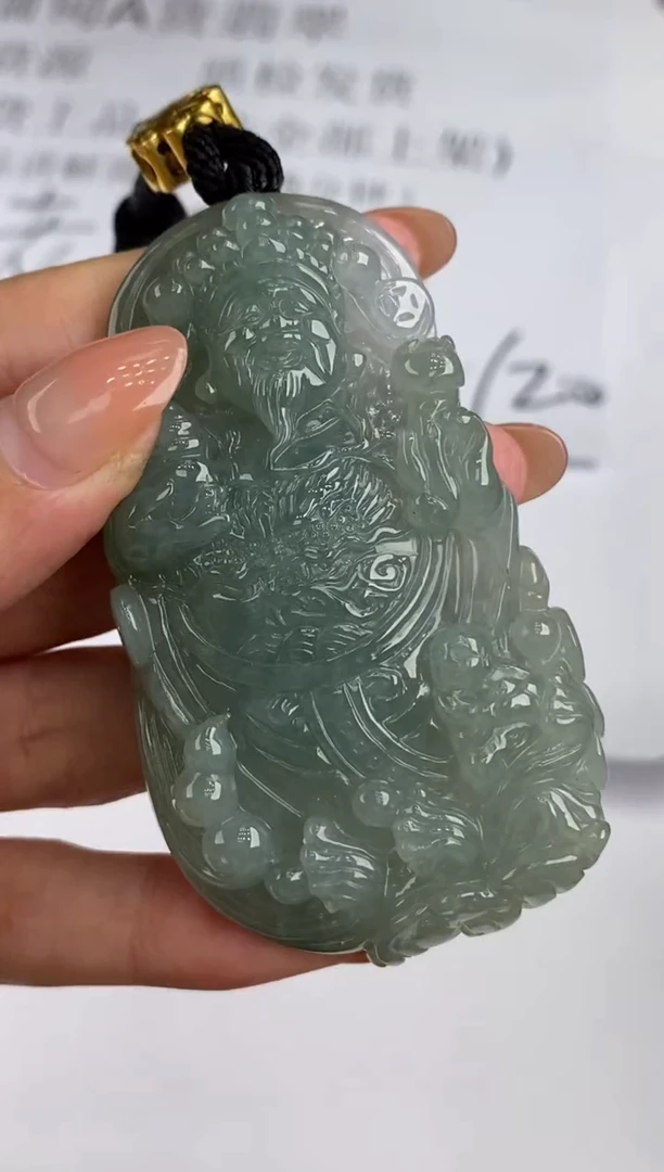 未镶嵌挂件翡翠305417         多人