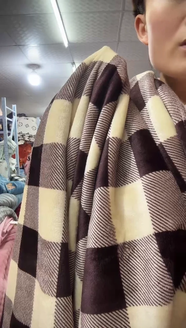 法兰绒格子复合一体绒毯2*1.5