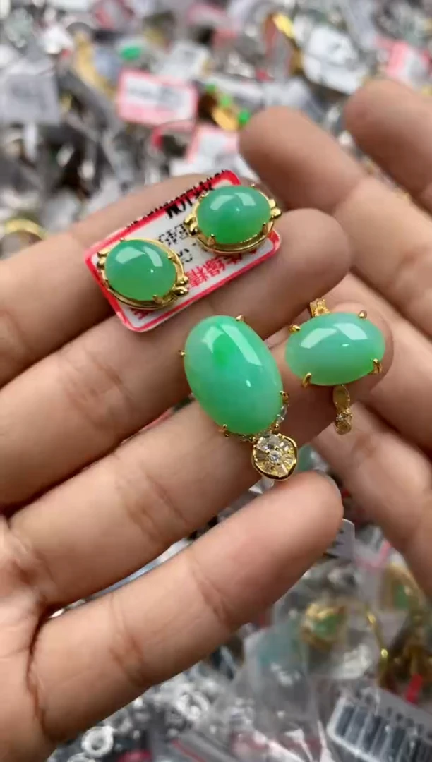 银S925镶嵌戒指翡翠999    7