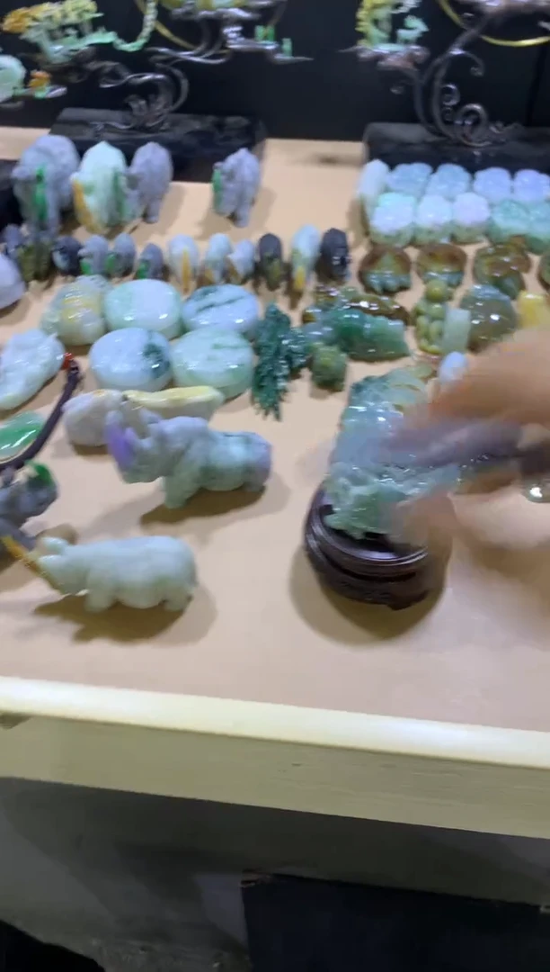 未镶嵌挂件翡翠落***情翡翠摆件