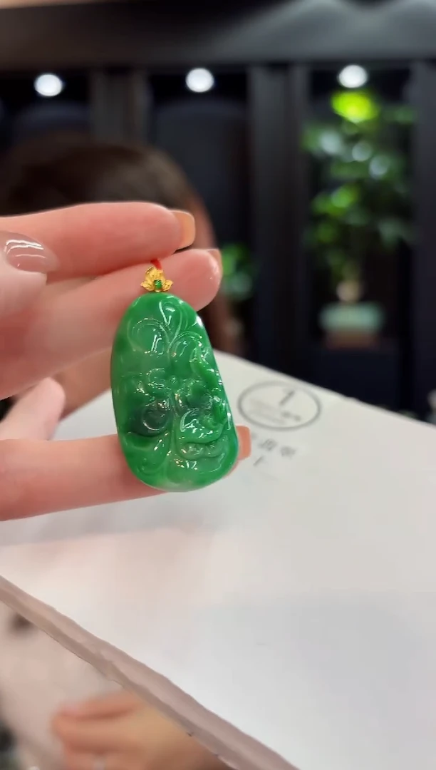 吊坠(不含链)18K金镶嵌翡翠 缅甸A货/支持复检/一件