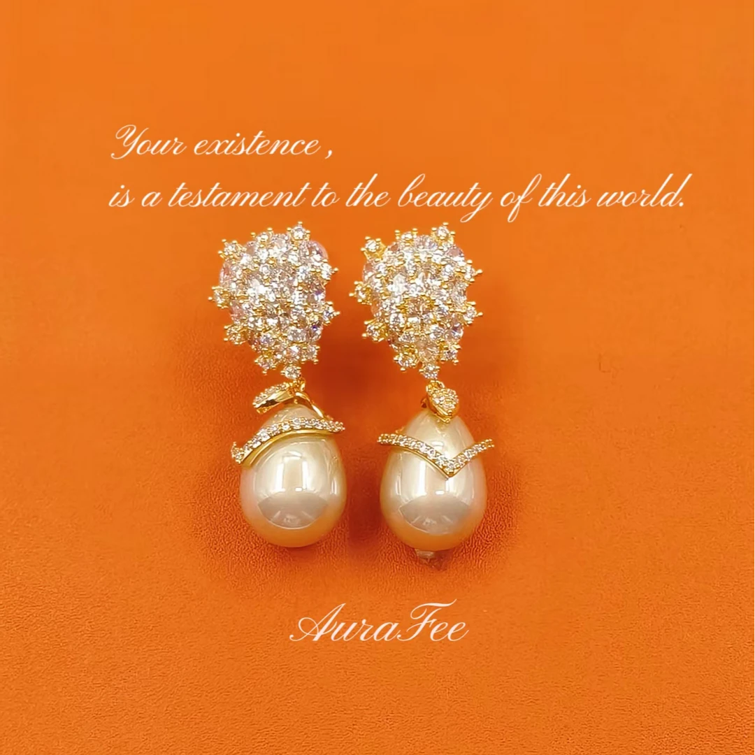 铜合金合成锆石耳饰 法式港风气质轻奢香槟色珠珠耳坠/K175