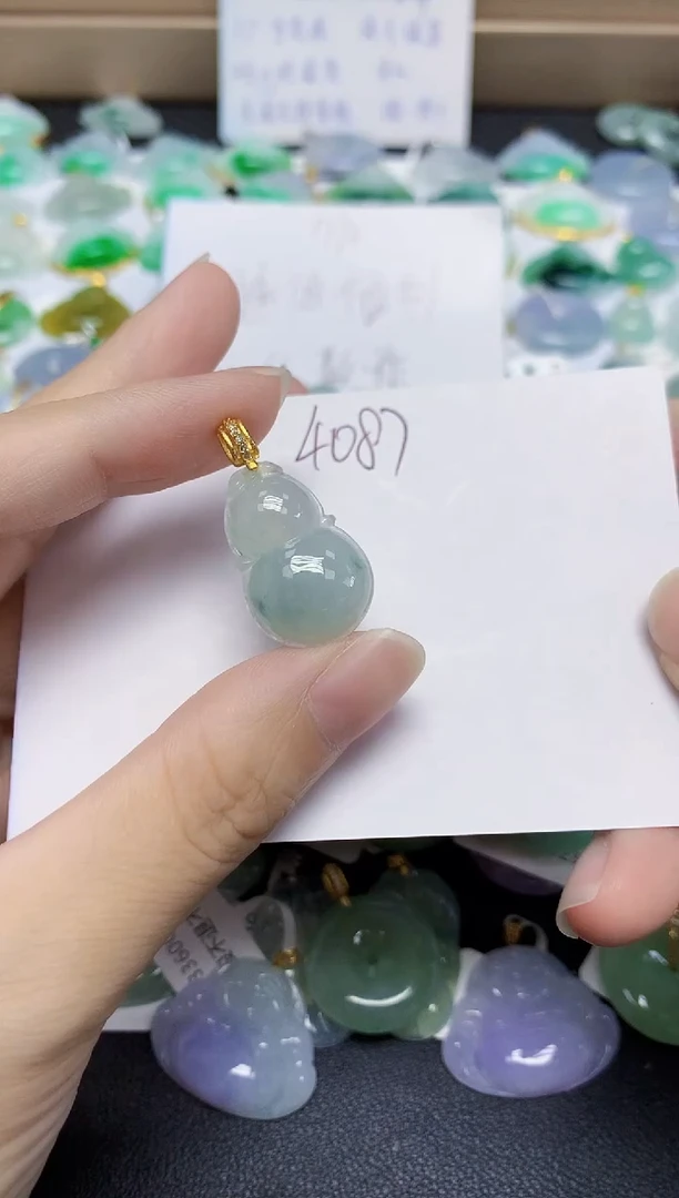 翡翠未镶嵌颈饰天然缅甸翡翠A货