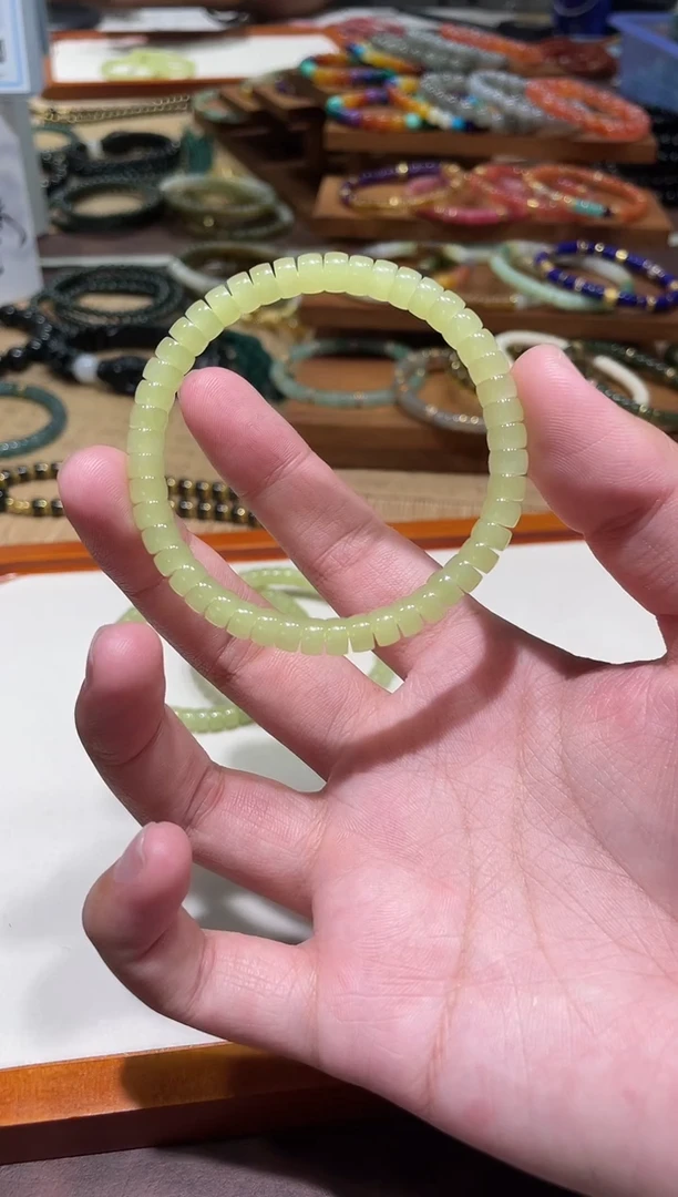 未镶嵌手串和田玉6mm黄口和田玉手串