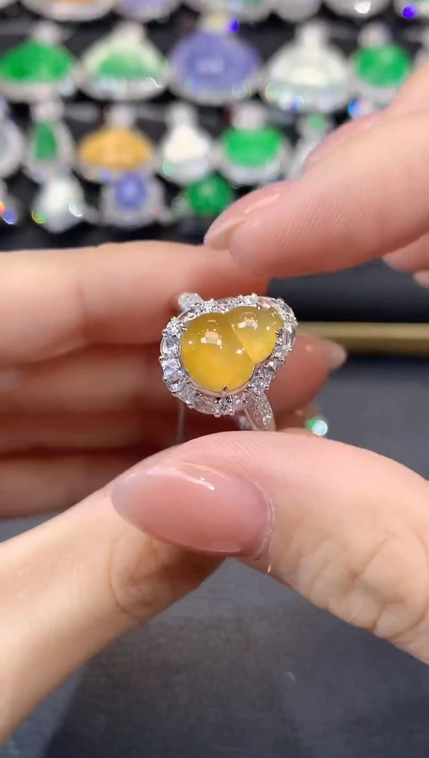 18K金镶嵌戒指翡翠C20