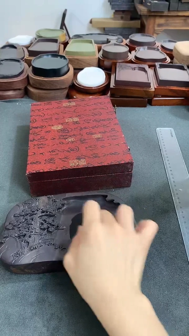 广东肇庆原石端砚