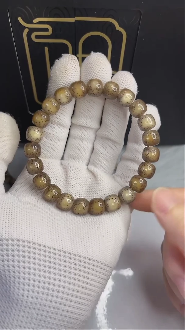 星月菩提手串小驼包10X9.A456