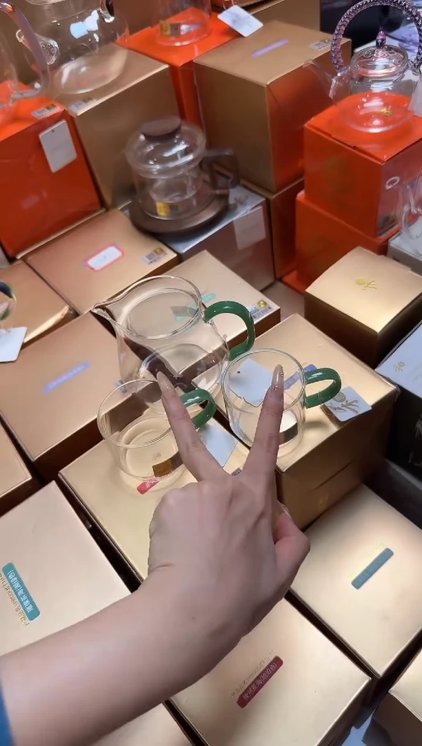 @@禾器晶彩泽然翡翠玉+逸杯翡翠玉