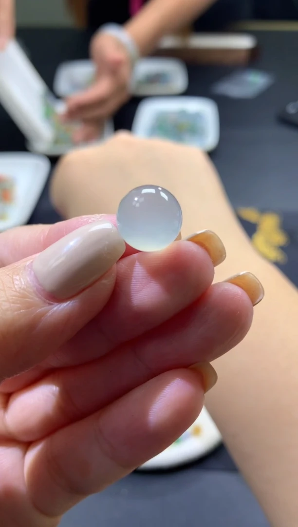 未镶嵌定制翡翠卡11.1