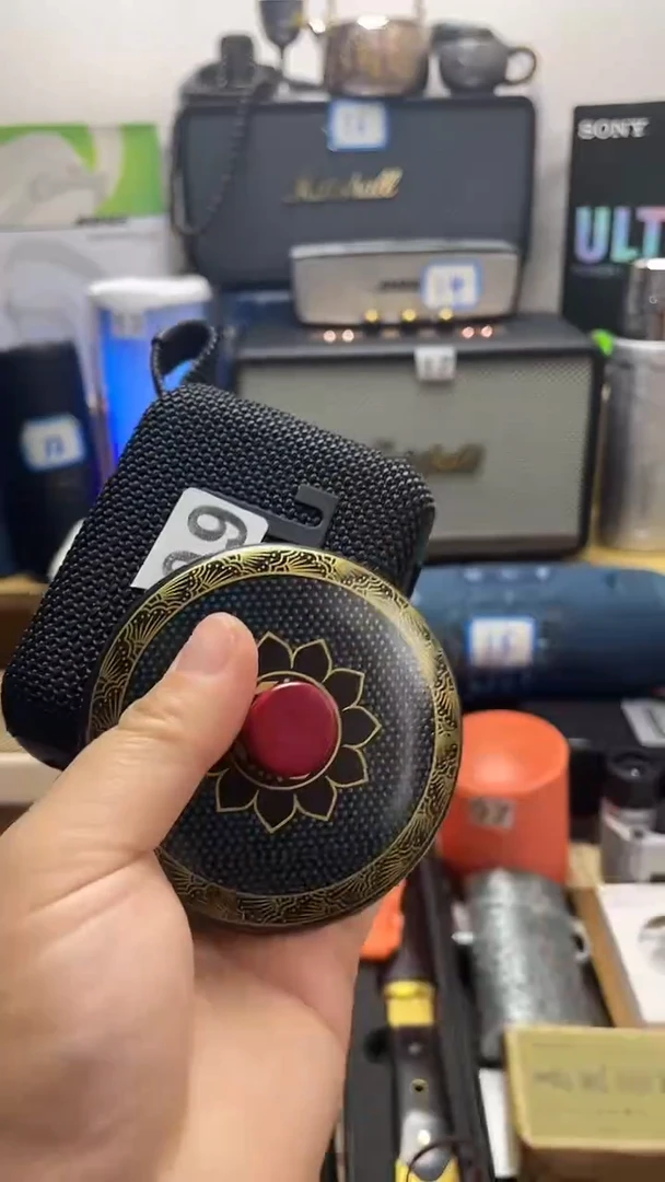 瓷片闪购商品 如图所示