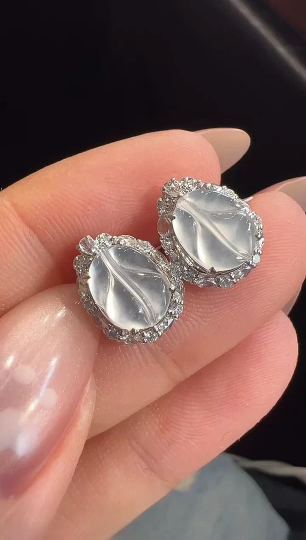 翡翠18K金镶嵌耳饰耳饰