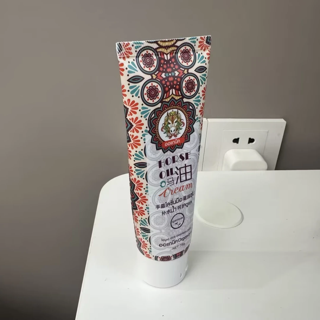 马油护手霜滋润保湿实用香氛防干