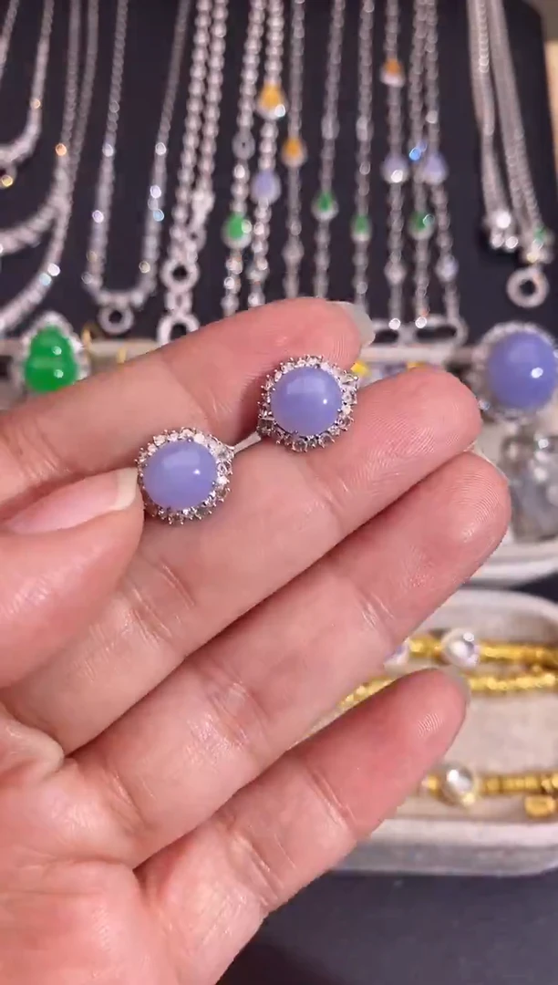 18K金镶嵌翡翠耳饰耳饰