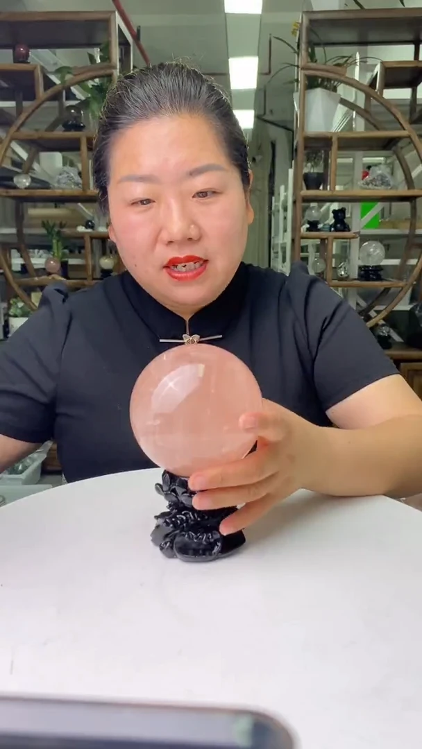 球未镶嵌水晶粉水晶球D351