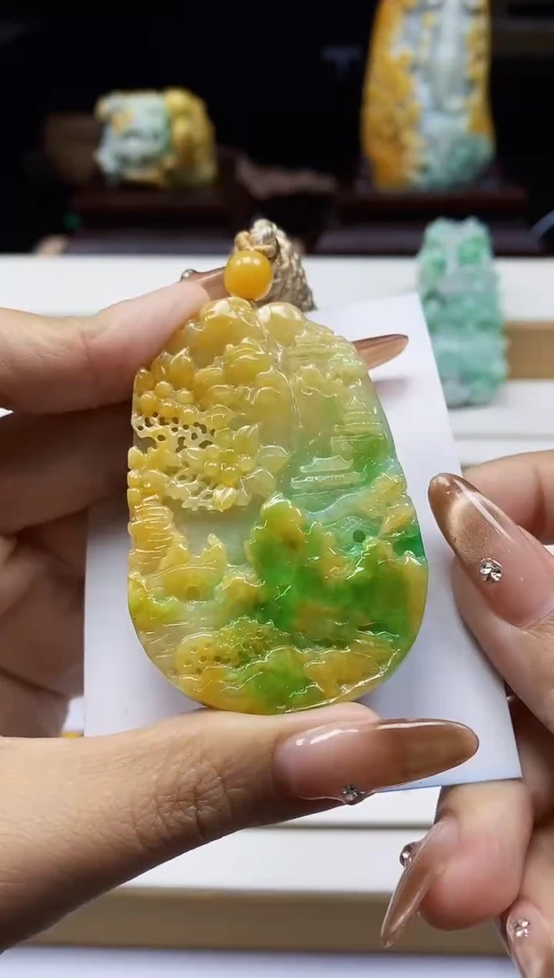 颈饰未镶嵌翡翠1