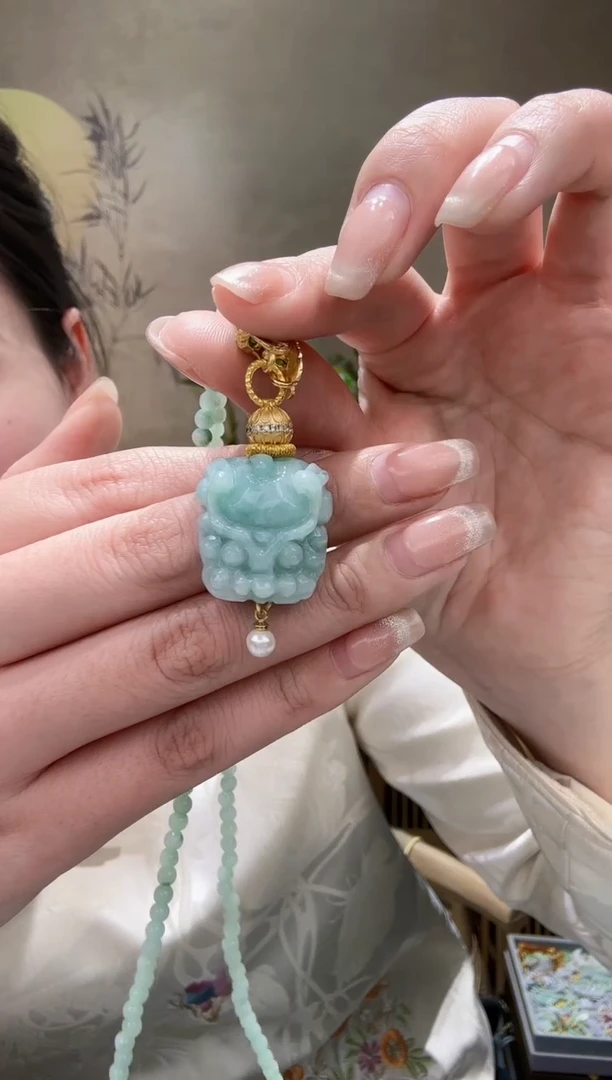 【闪购商品】翡翠耳饰未镶嵌吊坠