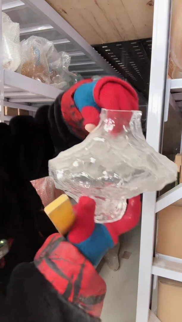 103直播玻璃花瓶