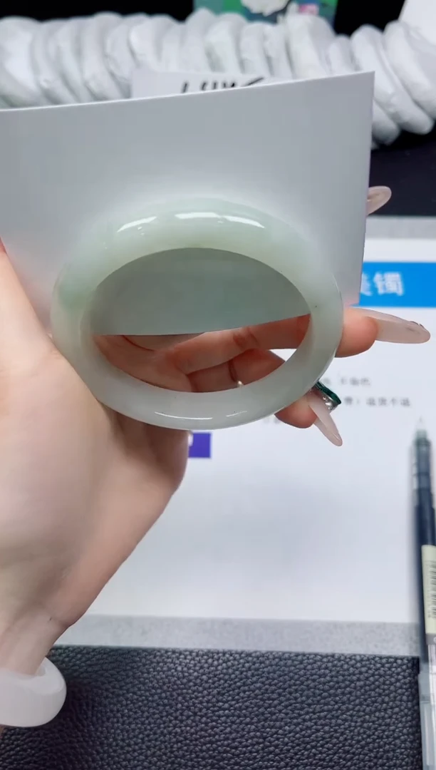 石英质玉手镯未镶嵌277-58.3