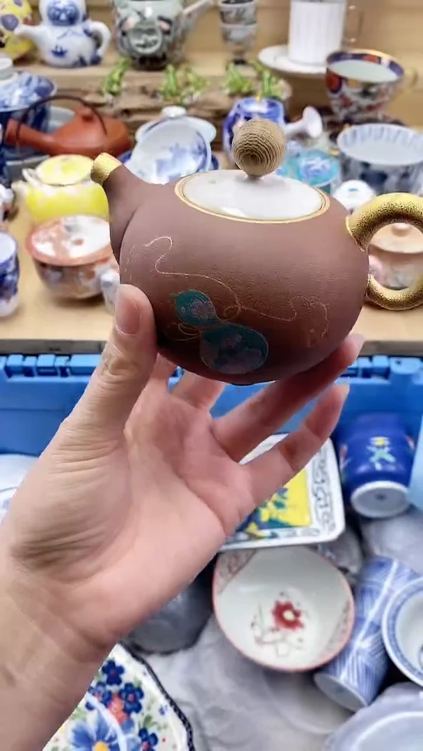 瓷片猪**大闪购名称 瓷片