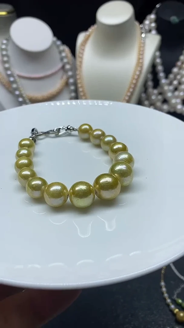 颈饰未镶嵌淡水珍珠多人