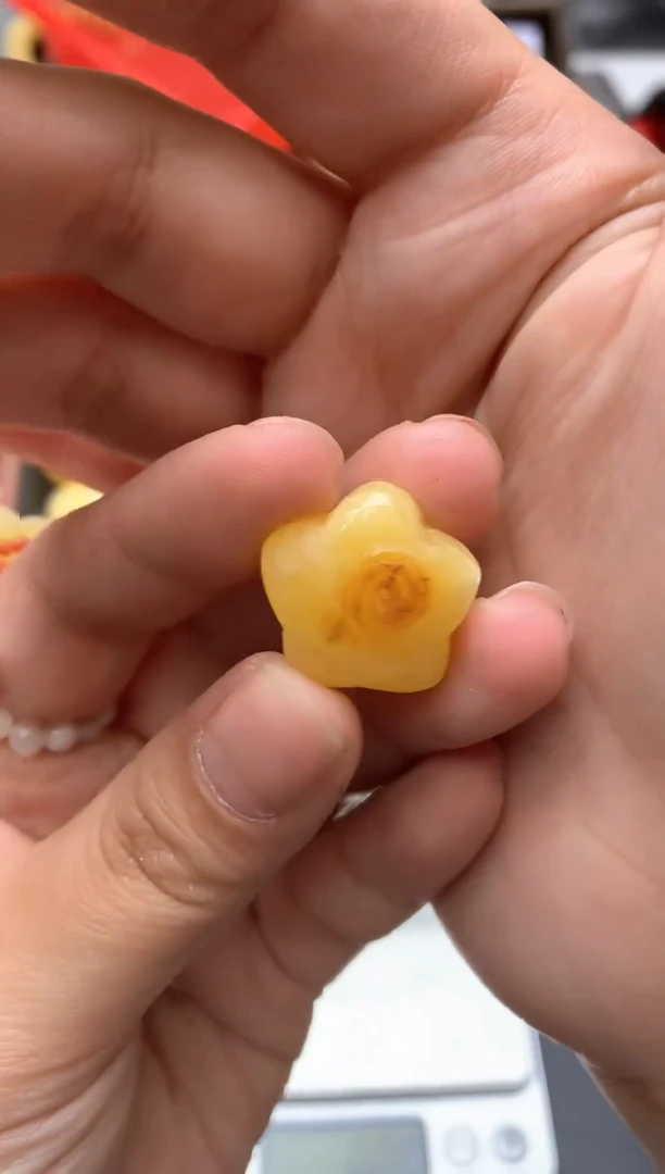 【闪购商品】琥珀珠宝奇石未镶嵌013琥珀蜜蜡微瑕花粉小坑气泡有纹