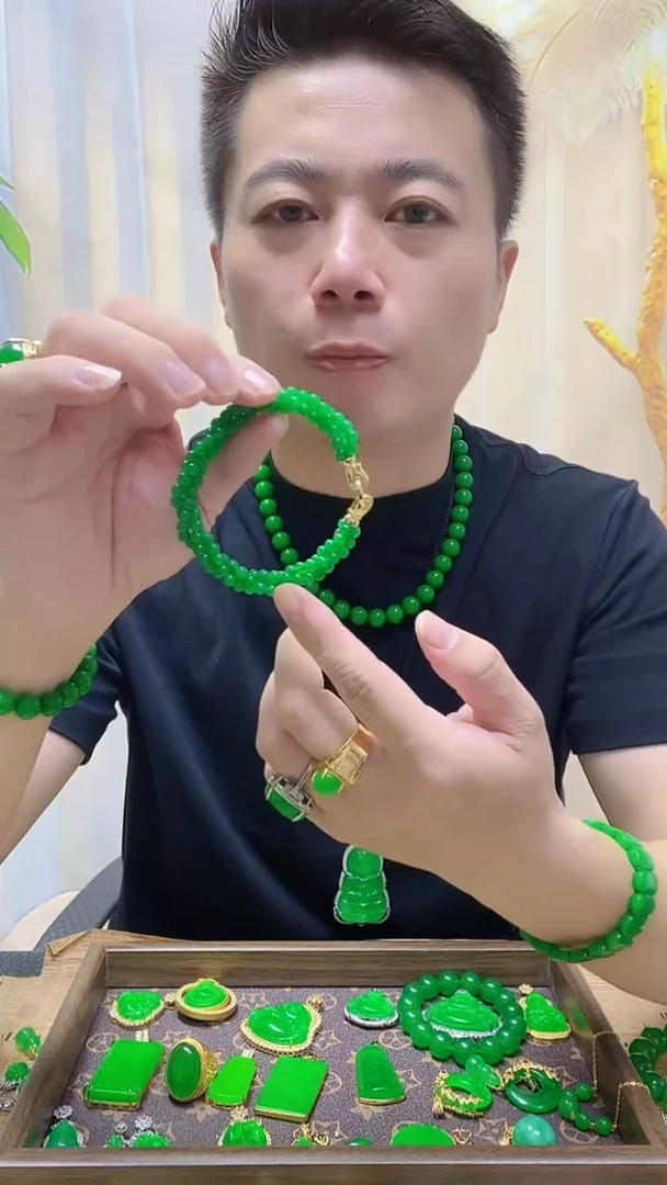 14K金镶嵌手链翡翠翡翠手链