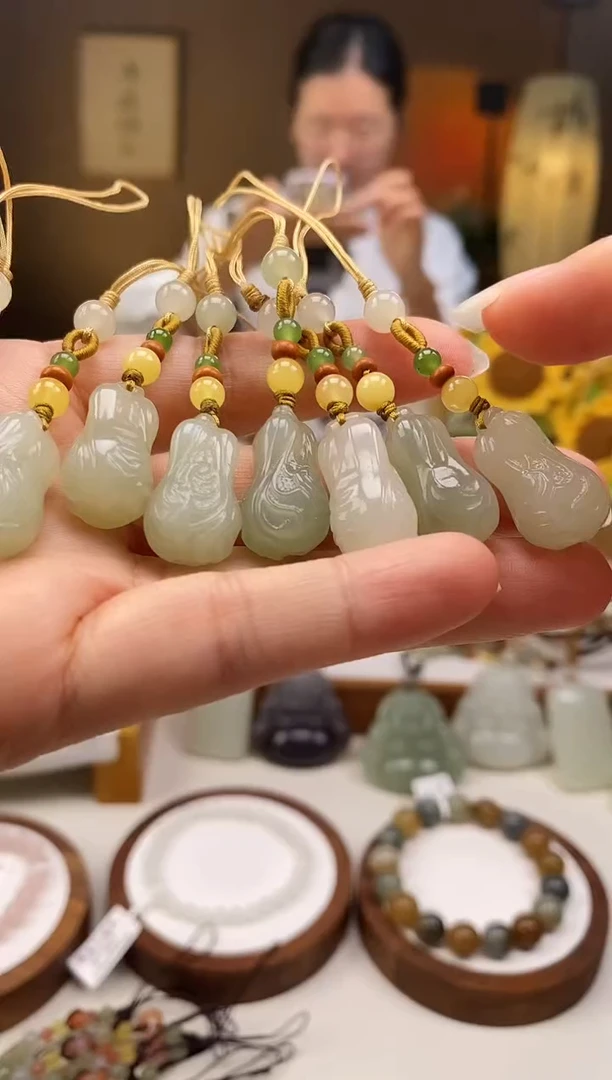 吊坠(不含链)未镶嵌和田玉白菜多样性发一无证书有棉和小点包容